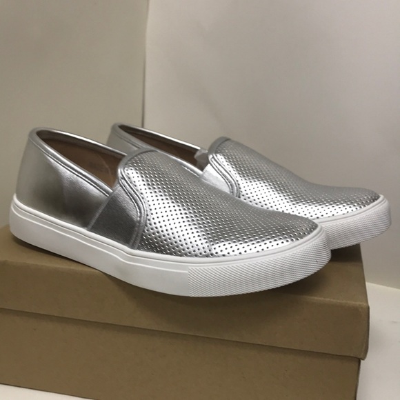 Kaley-01 Perforated Slip on Sneakers - Picture 1 of 3